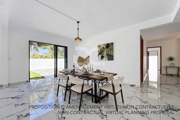 À VENDRE – Maison de plain-pied avec piscine et grand jardin