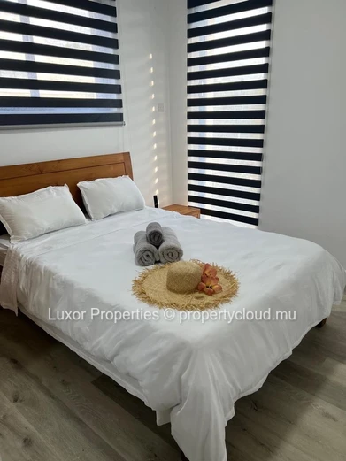 À Louer | Spacieux Appartement Sécurisé De 3 Chambres À Albion