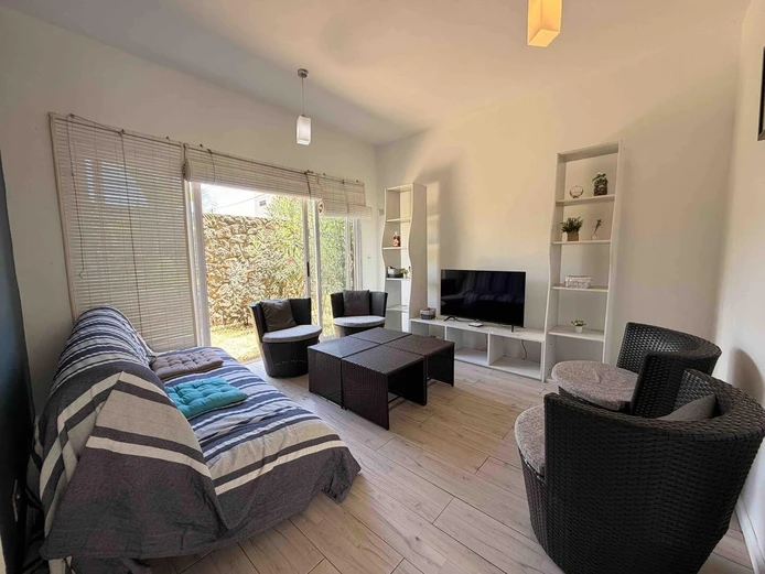 À louer – Triplex 3 chambres dans résidence sécurisée avec piscine à Grand Baie