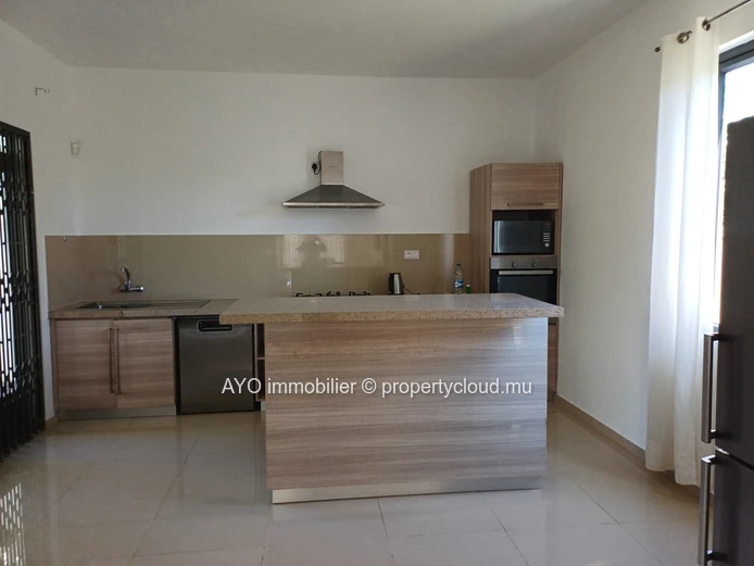 Offre Exceptionnelle - A louer Maison neuve et spacieuse avec piscine et jardin a Pereybere