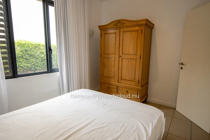 Appartement meublé au rez-de-chaussée avec 3 chambres et jardin 