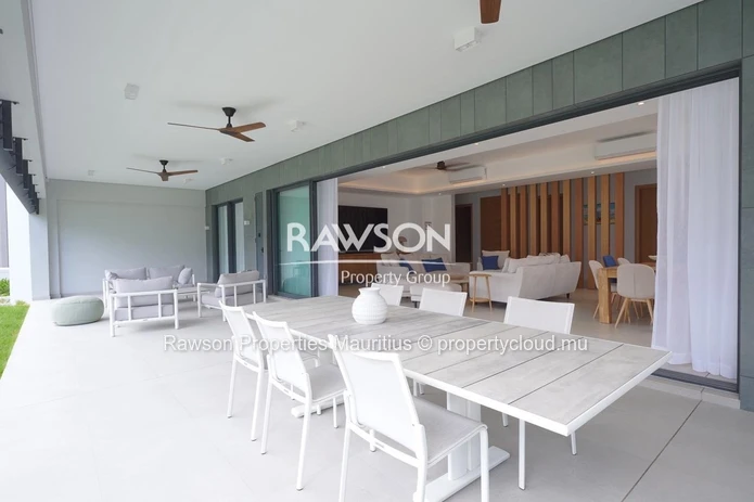 Brand New Ground Floor Apartment On A Golf Estate - €