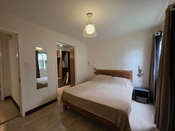 7 Bedroom Apartment