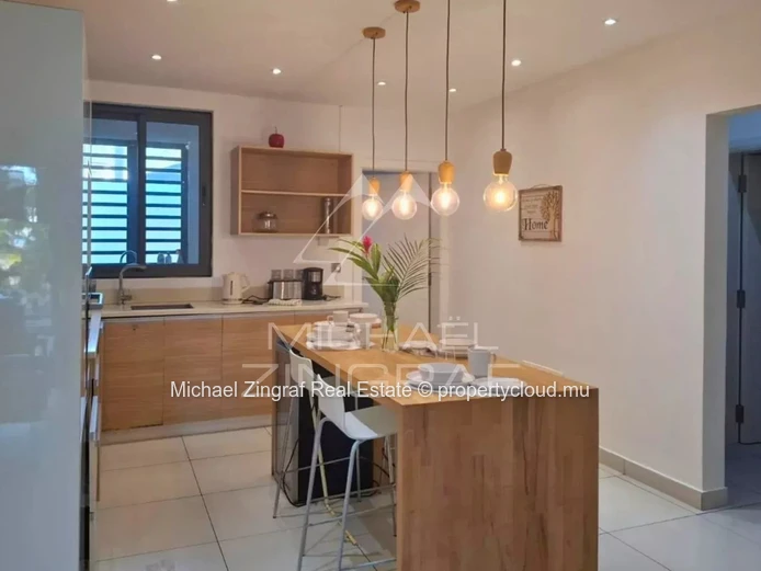 3-Bedroom Apartment for in Tamarin – Sea Views