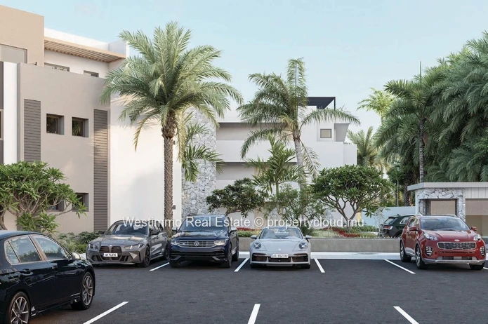 Ground floor apartment with communal swimming pool