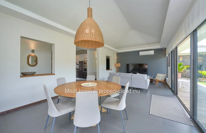 Villa de 3 chambres dans une résidence sécurisée 