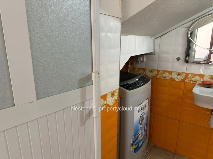 Cozy 2-Bedroom Townhouse For Rent 