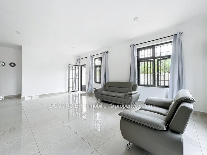 Appartement neuf situé au rez-de-chaussée à 6 min à pieds de Grand Baie La Croisette (Mandat exclusif)