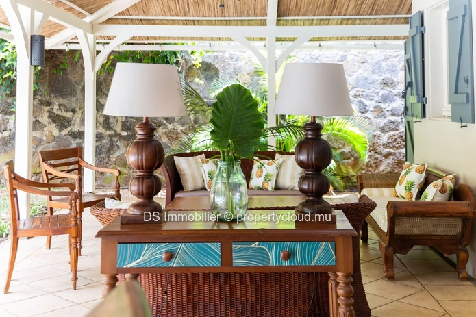 Exceptional Villa In Pointe Aux Canonniers – Near The Sea