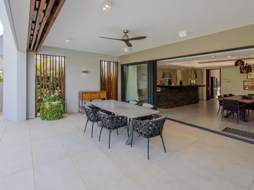 4 Bedroom Villa