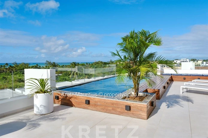 Exceptional penthouse with private pool and breathtaking views over the Northern islands (Sole Mandate)