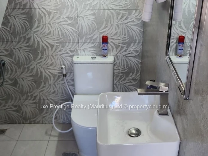 Modern 2-Bedroom Duplex Villa for Rent in Péreybère | Private Pool, Secure Gated Property & Parking