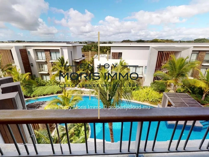 Luxury penthouse for sale – Mont Choisy Golf & Beach Estate – Mauritius – Golf course view –