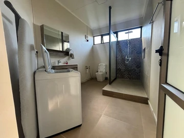 Charming 3-Bedroom House with Stunning Sea Views – Baie du Cap