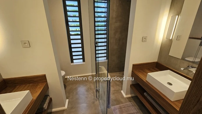 Villa moderne de 4 chambres 