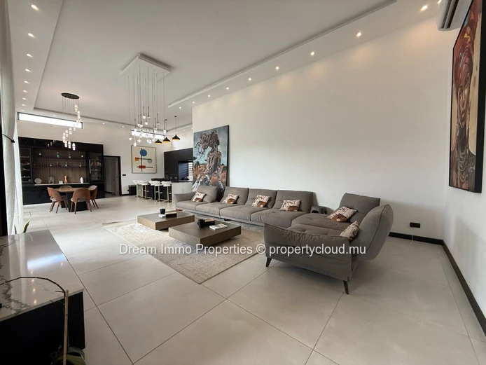 Grande villa contemporaine neuve à proximité de la mer à Grand Baie – Ile Maurice