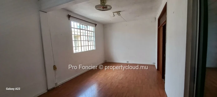 Maison à vendre à Roches-Brunes - Grande maison familiale idéale pour deux familles