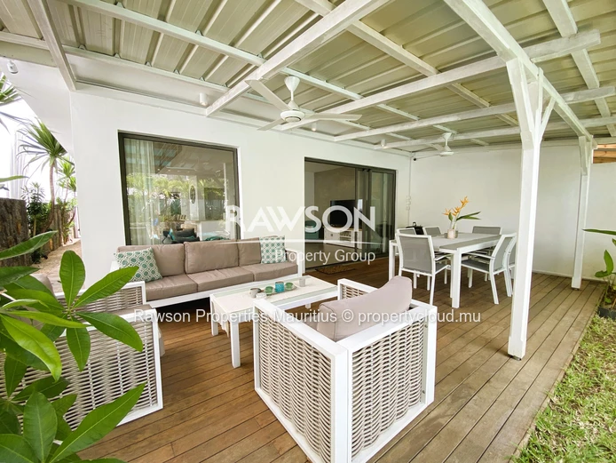 Townhouse Meublée De 3 Chambres | Jardin & Piscine | Mont Choisy | Mi Août 2026
