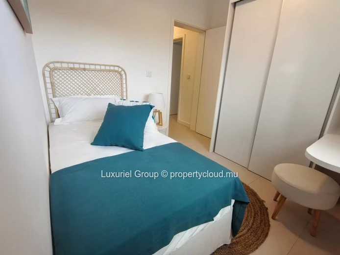 Élégant Appartement D’Angle De 3 Chambres À Beau Plan