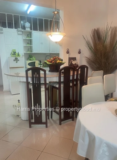 Joli appartement à vendre dans une résidence située à Flic-en-Flac