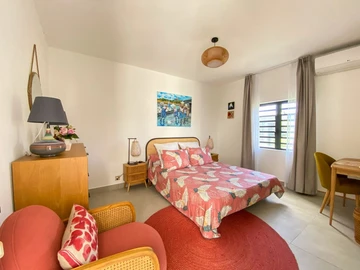 5 Bedroom Villa