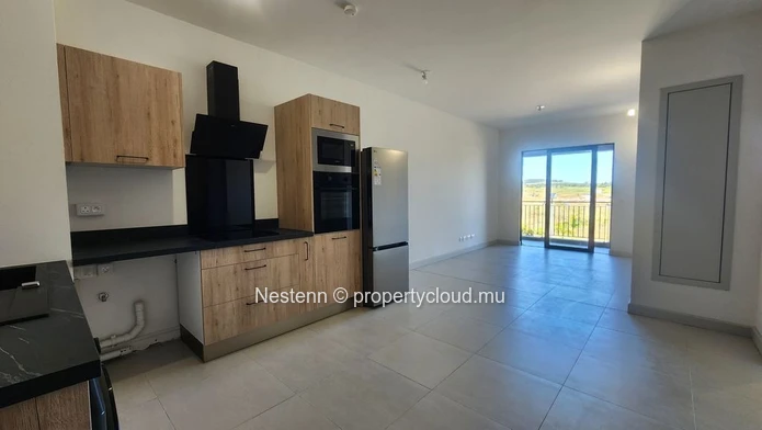 Appartement moderne d'une chambre à coucher à l'Avenir avec vue sur la montagne, balcon, climatisation et parking séc...