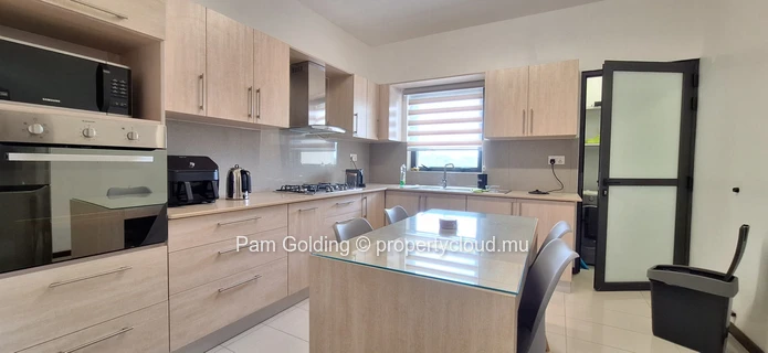 Furnished 3-Bedroom Apartment, Vacoas 