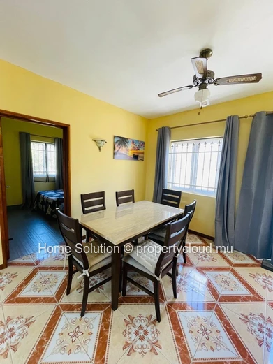 Superbe appartement 2 chambres au 1?r étage avec jardin