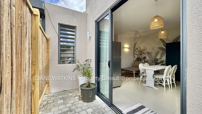 Contemporary 60 m² Studio for Rent in Petite Rivière Noire (Utilities Included: Water, Electricity, WiFi)