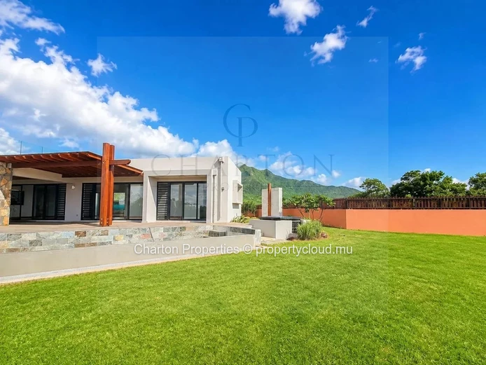 Villa d’exception de 4 chambres avec vue panoramique sur la baie de Tamarin