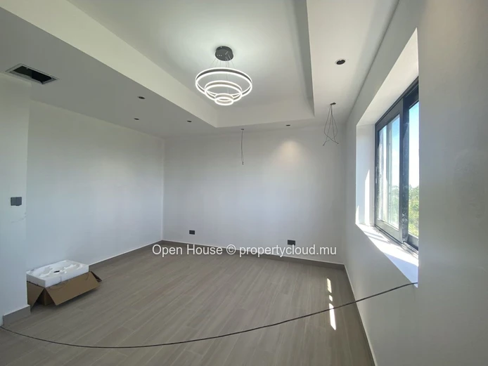 Exclusive # Local market # Goodlands # Apartment for sale of 113m², 3 bedrooms, fully furnished, sea view, communal r... (Sole Mandate)