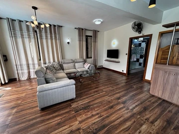 4 Bedroom Townhouse, Duplex