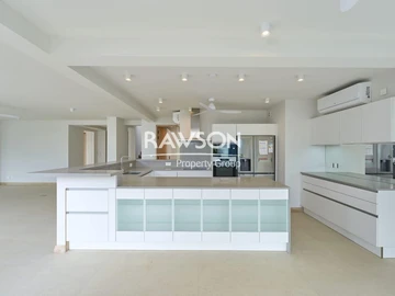 4 Bedroom Townhouse, Duplex