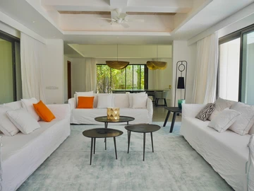 4 Bedroom Villa