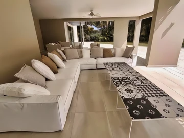 5 Bedroom Villa