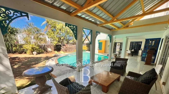 PEREYBERE - Charmante maison familiale avec piscine - 4 chambres