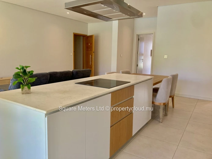 Le confort moderne de plein pied : appartement 2 chambres à deux pas de la plage (Mandat exclusif)