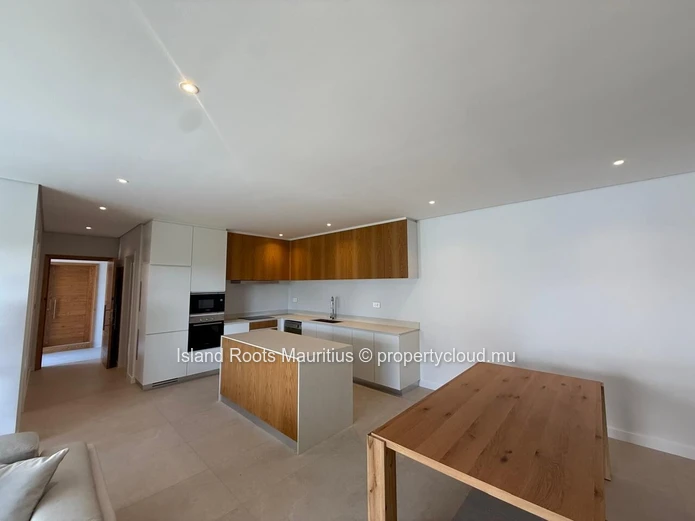 Brand-New 3-Bedroom Apartment for Rent in Péreybère.