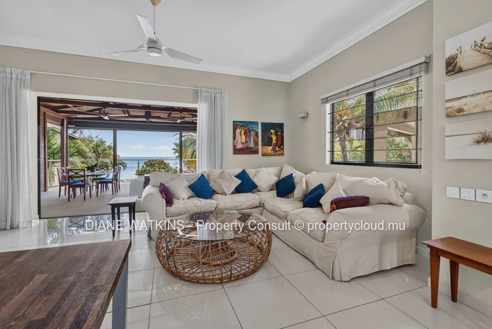 Beachfront Penthouse for Sale in Tamarin | 3 Bedrooms, Private Rooftop Terrace & Ocean Views