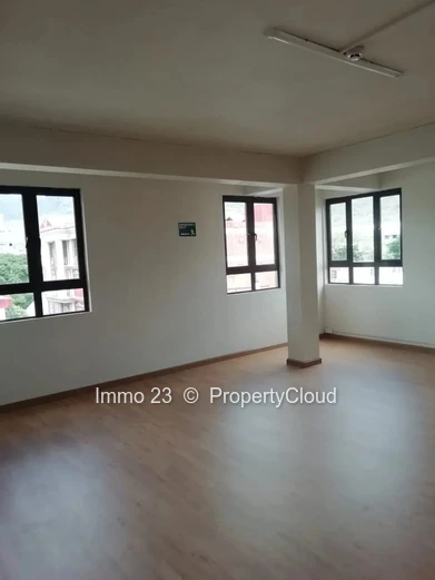 Office - 80m2 - Port Louis - Ref. BU83872LO