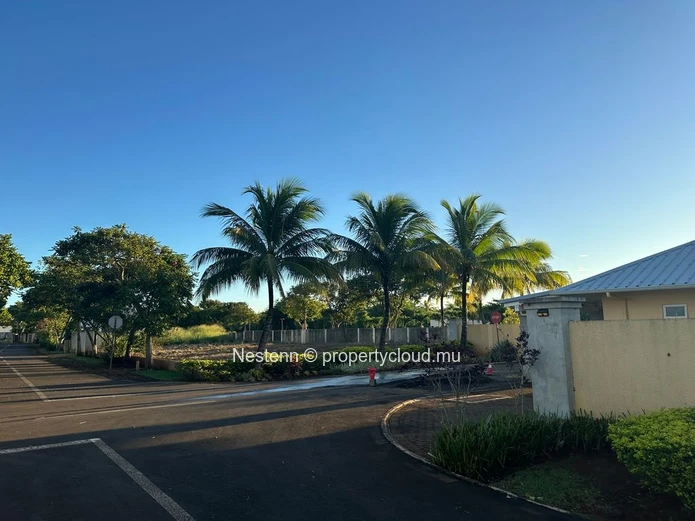706 m² residential plot  – Coastal Living Within Reach