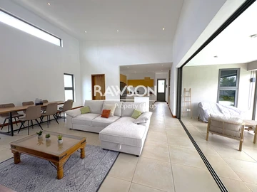 4 Bedroom Villa
