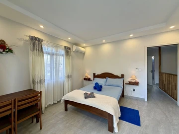 4 Bedroom Villa