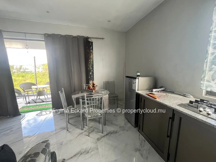 Appartement 3 ch 150 m² avec piscine à Pointe-aux-Piments