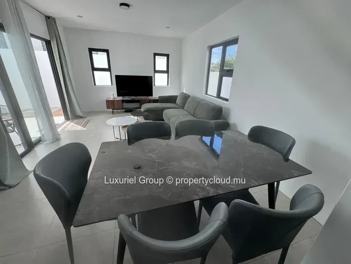 Contemporary Villa Retreat in Pereybere 
