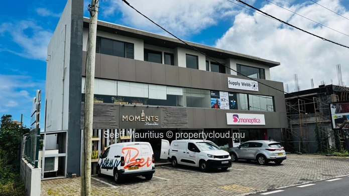 Votre Nouvelle Adresse de Prestige : Bureau sur Chemin Vingt Pieds