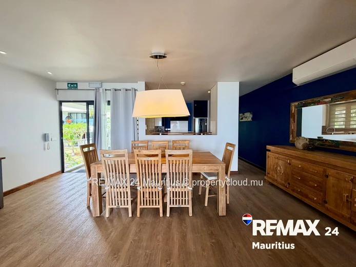 Beachfront Apartment with Unobstructed Ocean Views in Tamarin
