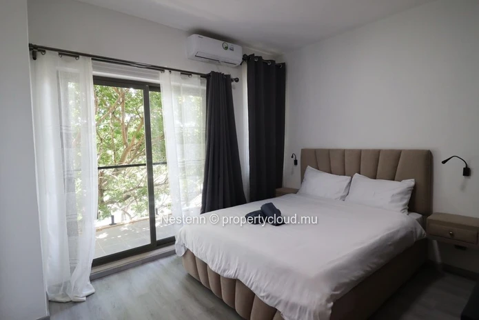 Modern Coastal Living – Elegant Fully Furnished Apartment at 3 mins from Flic en Flac Beach