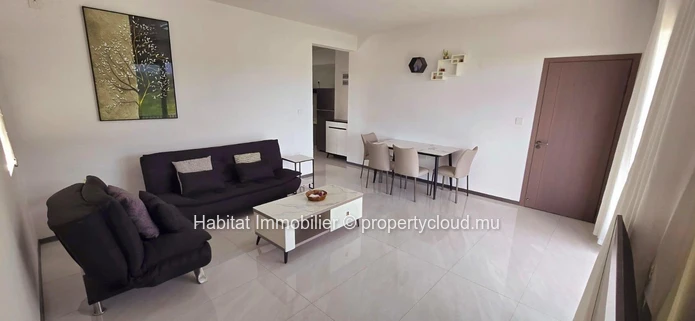Magnifique appartement meublé et équipé de 92 m² situé au rez-de-chaussée dans une résidence à Sorèze