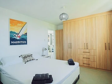 16 Bedroom Building